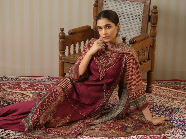 Red_Printed_Ethnic_Motifs_Straight_Kurta_and_Trousers_With_Dupatta