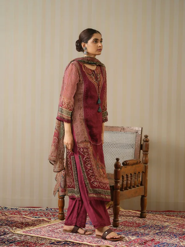Red_Printed_Ethnic_Motifs_Straight_Kurta_and_Trousers_With_Dupatta
