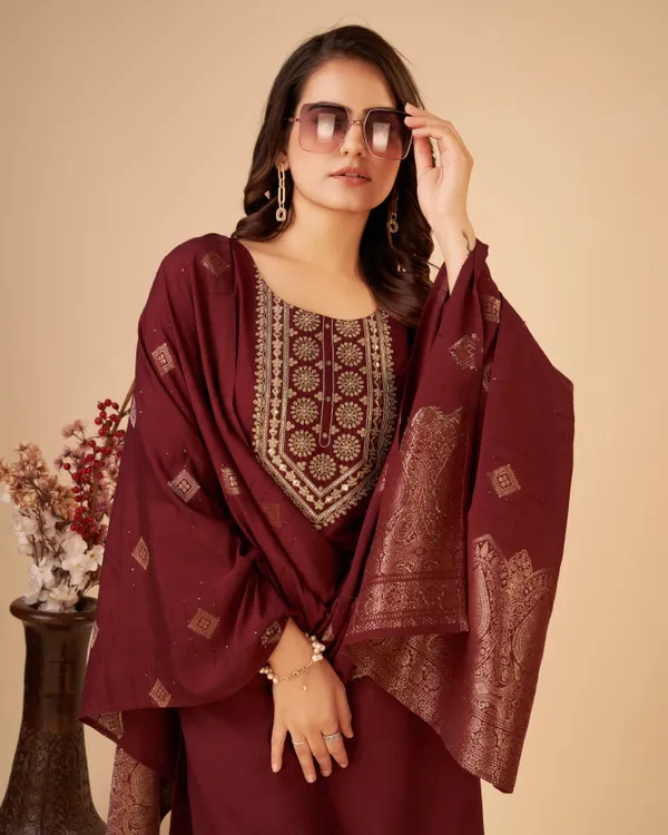 Women_Maroon_Ethnic_Motifs_Yoke_Design_Regular_Kurta_with_Trousers_&_With_Dupatta