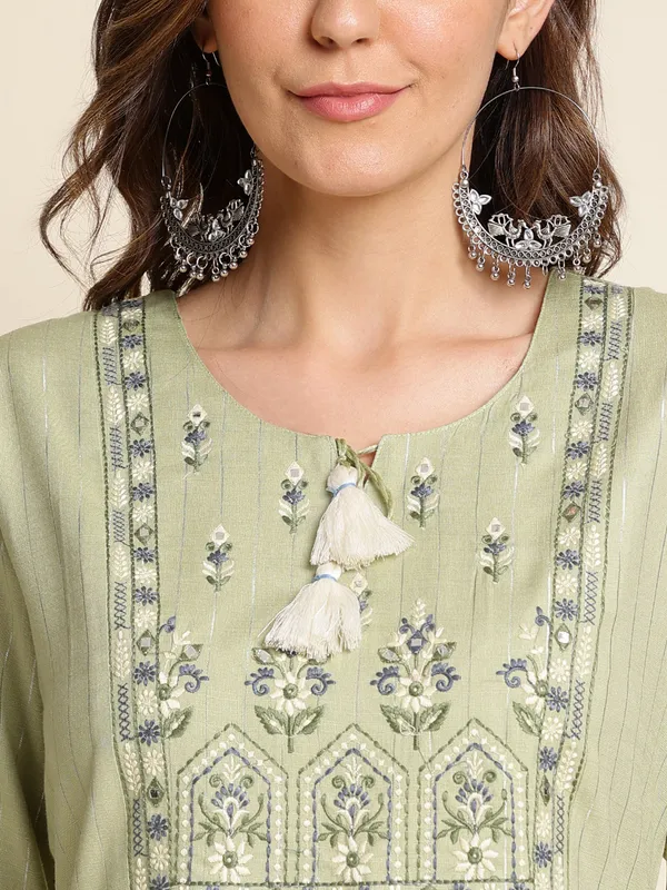 Green_Striped_Yoke_Design_Straight_Kurta_and_Trousers