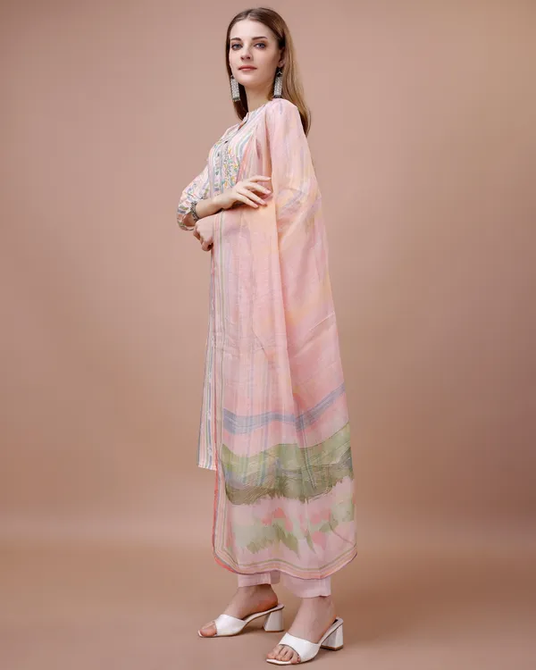 Peach_White_Floral_Embroidered_Straight_Kurta_Kurta_and_Trousers_With_Dupatta
