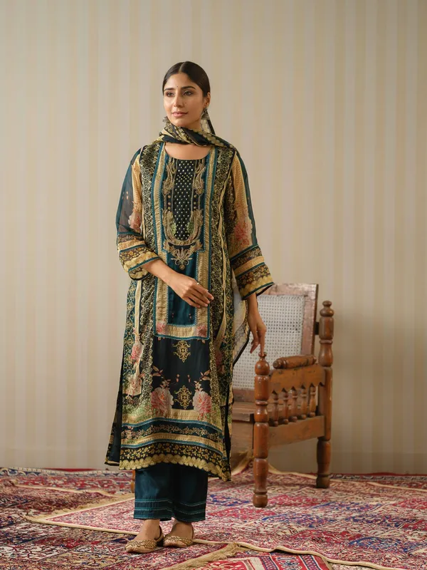 Green_Printed_Floral_Straight_Kurta_and_Trousers_With_Dupatta