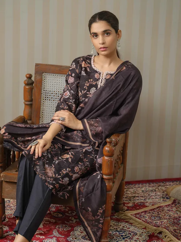 Grey_Printed_Floral_Straight_Kurta_and_Trousers_With_Dupatta