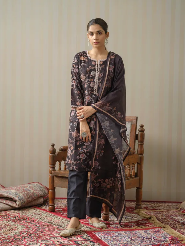 Grey_Printed_Floral_Straight_Kurta_and_Trousers_With_Dupatta