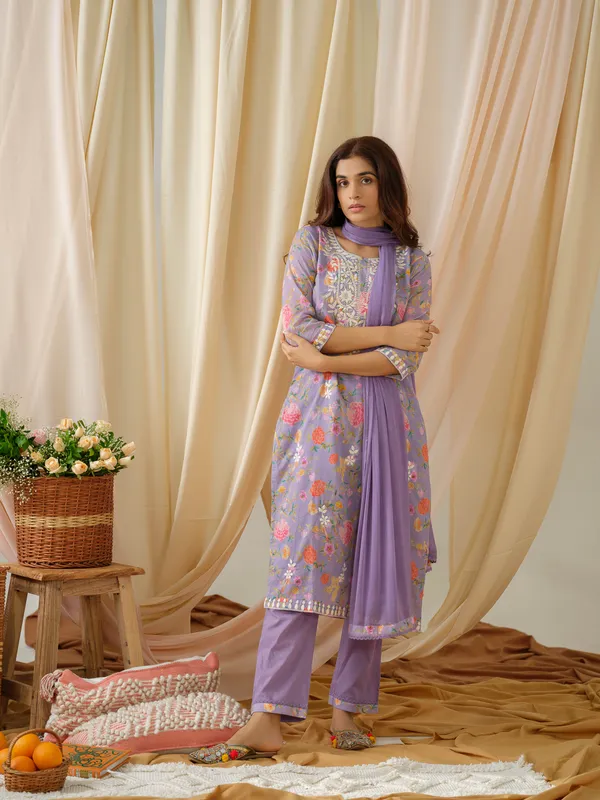 women_Purple_Floral_Printed_Kurta_and_Trousers_With_Dupatta