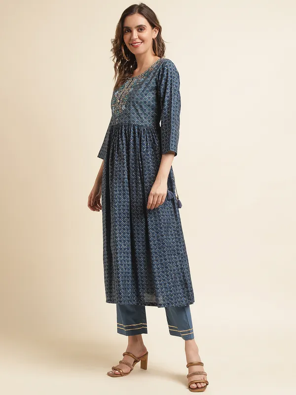 Blue_Yoke_Design_A-Line_Kurta_and_Trousers_With_Dupatta