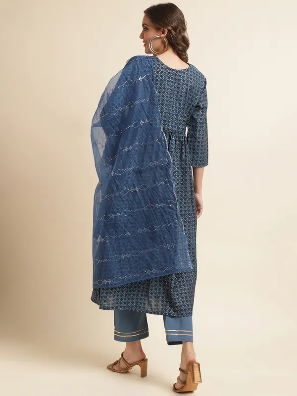 Blue_Yoke_Design_A-Line_Kurta_and_Trousers_With_Dupatta