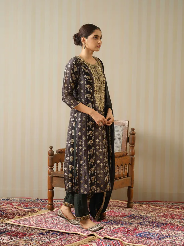 Black_Embroidered_Floral_Straight_Kurta_and_Trousers_With_Dupatta