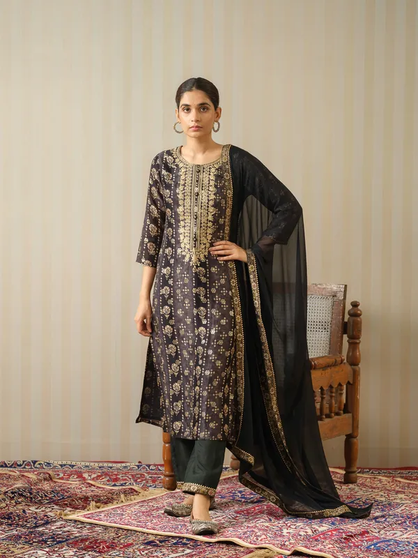 Black_Embroidered_Floral_Straight_Kurta_and_Trousers_With_Dupatta