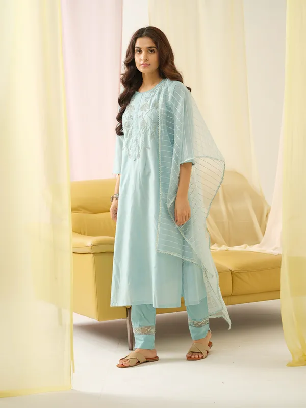 Sea_Green_Yoke_Design_Woven_Design_Straight_Kurta_and_Trousers_With_Dupatta