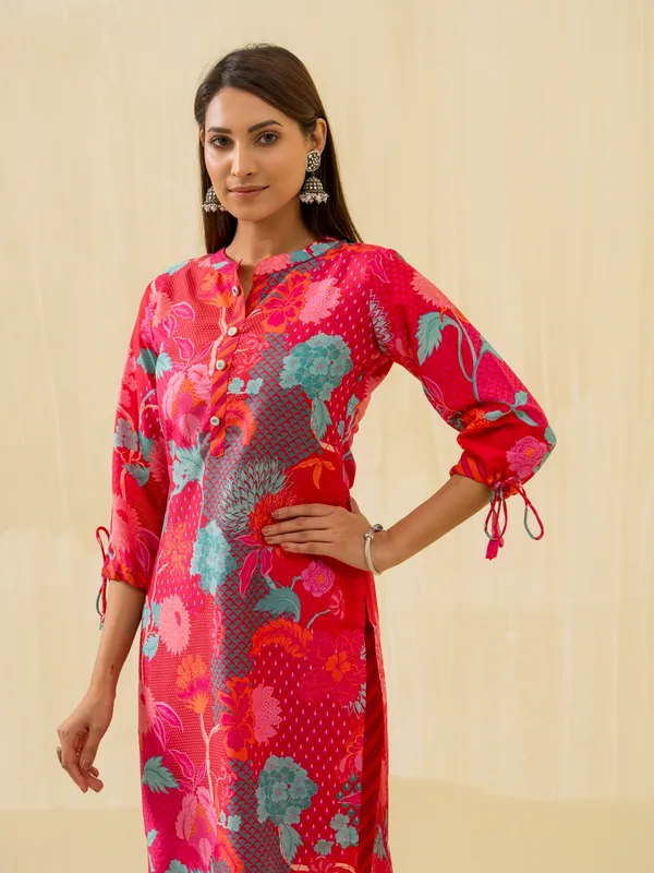 Red_Floral_Printed_Straight_Kurta_and_Palazzos