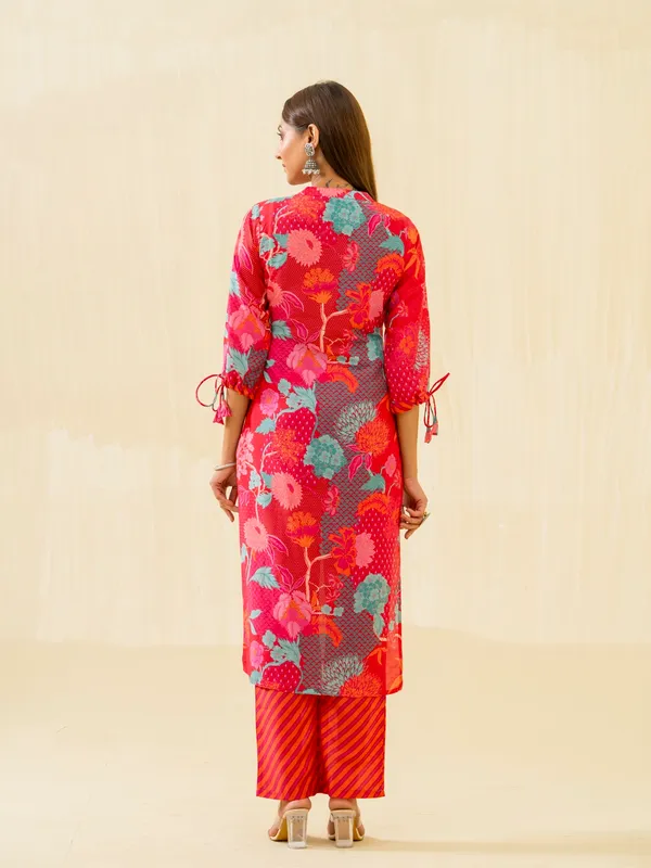 Red_Floral_Printed_Straight_Kurta_and_Palazzos