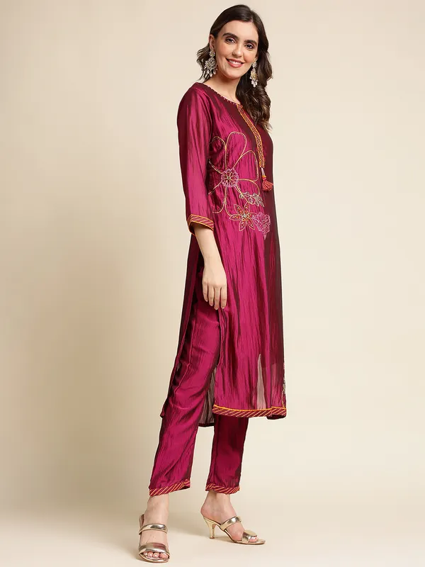 Purple_Woven_Design_Embroidered_Straight_Kurta_and_Trousers_With_Dupatta