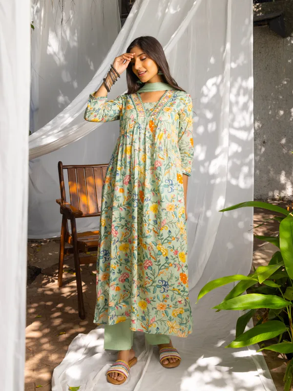 Green_&_Mustard_Floral_Printed_A-Line_Kurta_and_Trousers_With_Dupatta
