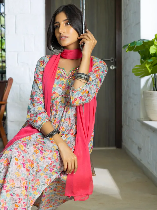 Grey_Floral_Printed_A-Line_Kurta_and_Trousers_With_Dupatta