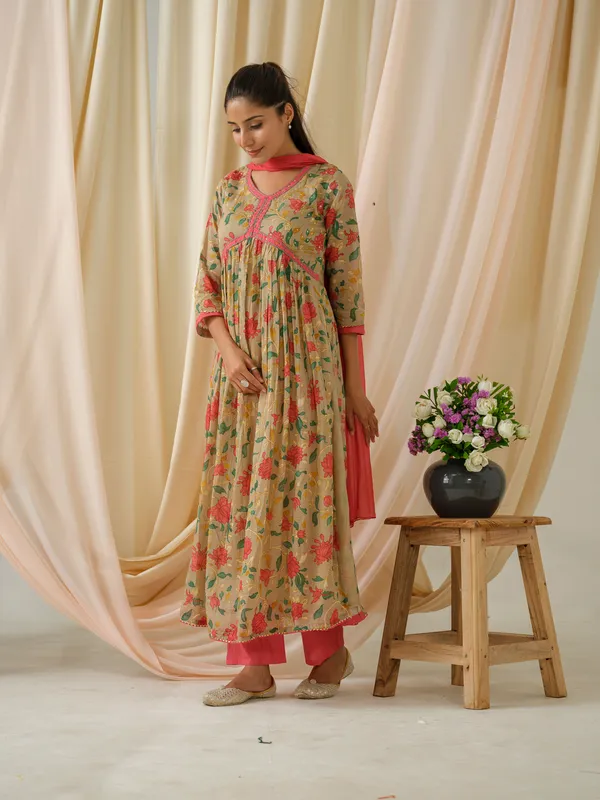 women_Grey_Printed_Kurta_set