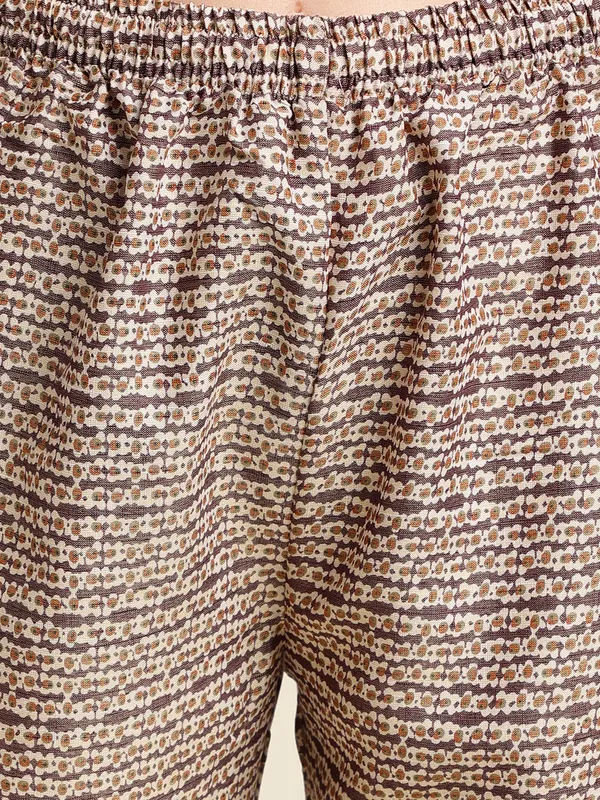 Beige_Floral_Printed_Straight_Kurta_and_Trousers