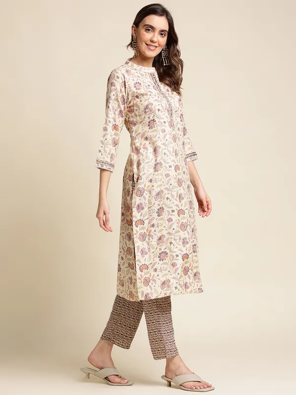 Beige_Floral_Printed_Straight_Kurta_and_Trousers