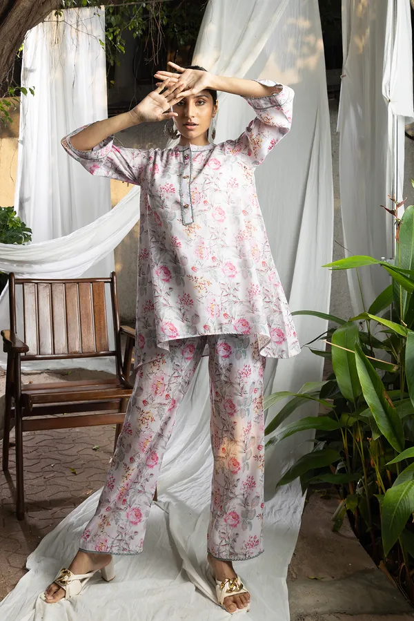 White_Printed_Tunic__With_Trousers