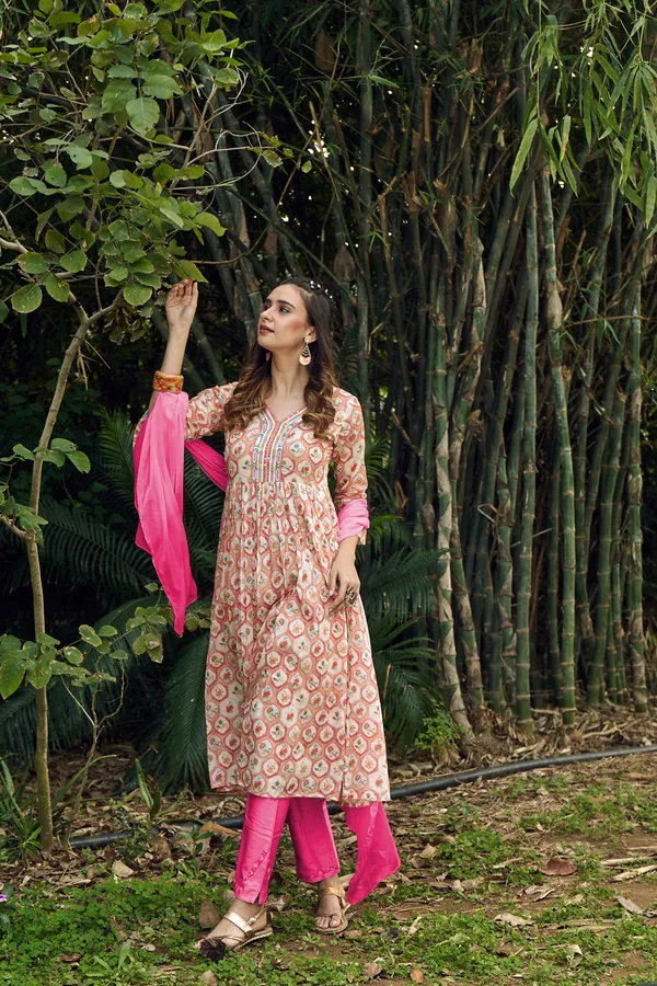 Orange_Floral_Printed_A-Line_Kurta_and_Trousers_With_Dupatta