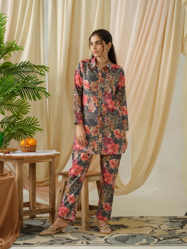 Women__Teal_Floral_Printed_Tunic_and_Trousers