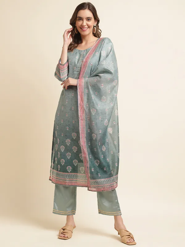 Women_White_Floral_Straight_Kurta_Sets