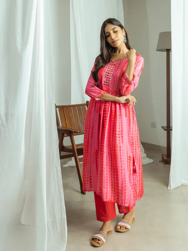 Pink_Self_Design_Flared_Three-Quarter_Sleeves_Kurta_Sets