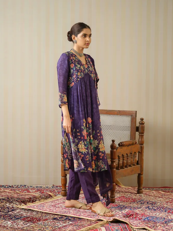 Purple_Printed_Floral_A-Line_Kurta_and_Trousers_With_Dupatta