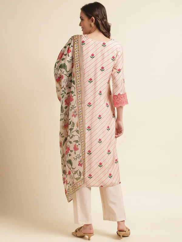 Women_White_Floral_Straight_Kurta_Sets