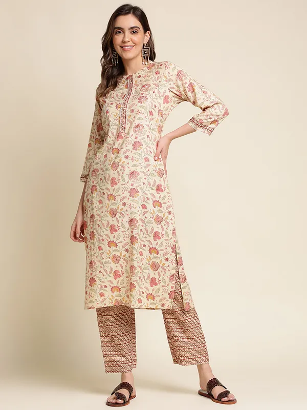 Beige_Floral_Printed_Straight_Kurta_and_Trousers