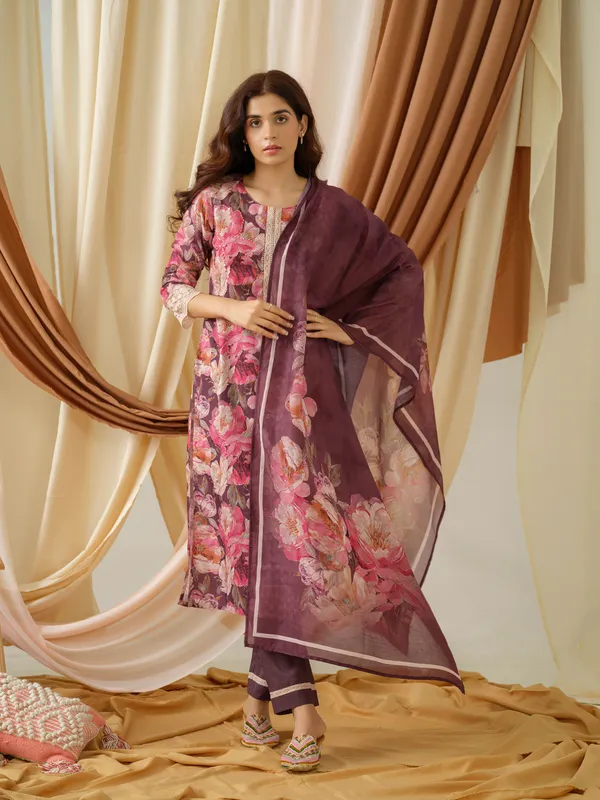 women_Purple_Floral_Printed_Kurta_and_Trousers_With_Dupatta