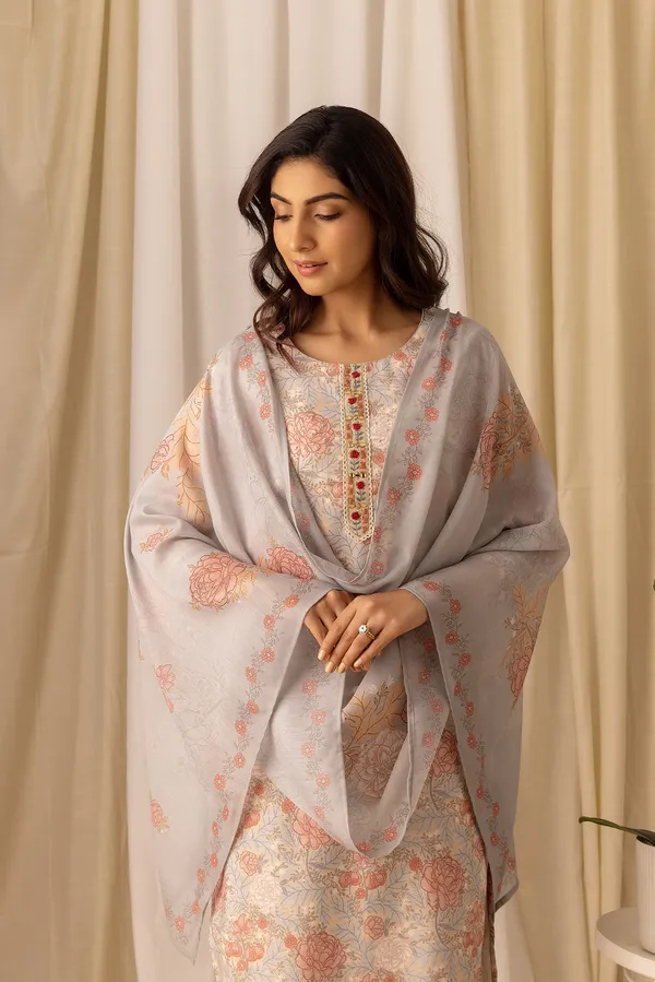 Women_Grey_Straight_Kurta_and_Trousers_With_Dupatta