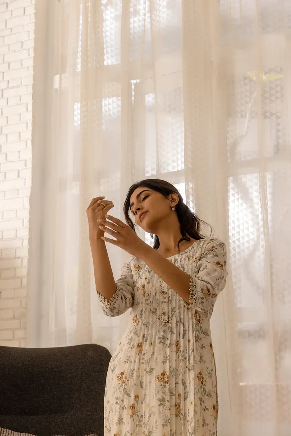 Women_Off_White_A-Line_Sequinned_Kurta_and_Trousers_With_Dupatta