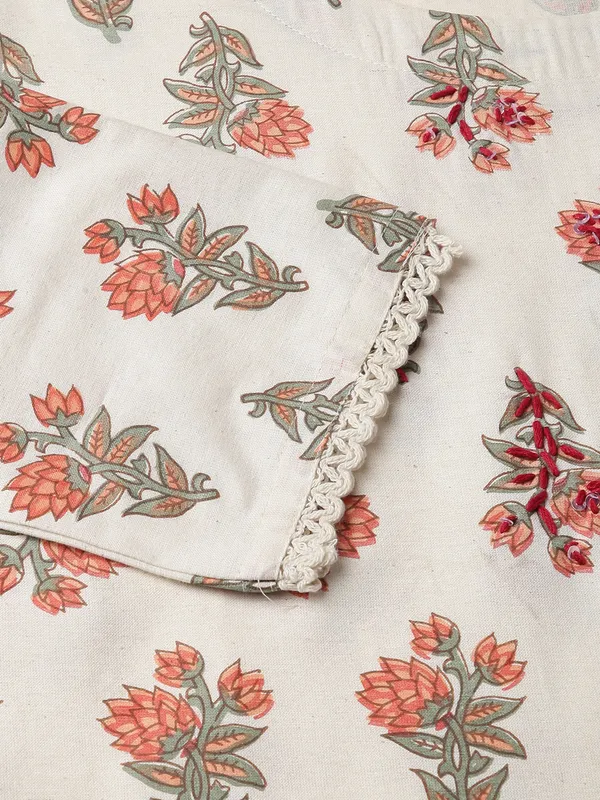 White_&_Red_Floral_Printed_Straight_Kurta_and_Trousers