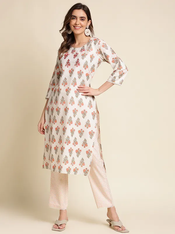 White_&_Red_Floral_Printed_Straight_Kurta_and_Trousers
