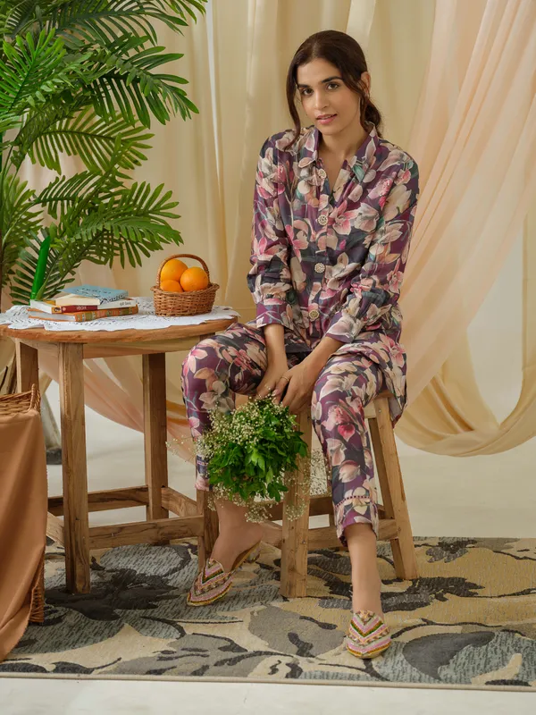 Grey_Printed_Shirt__With_Trousers