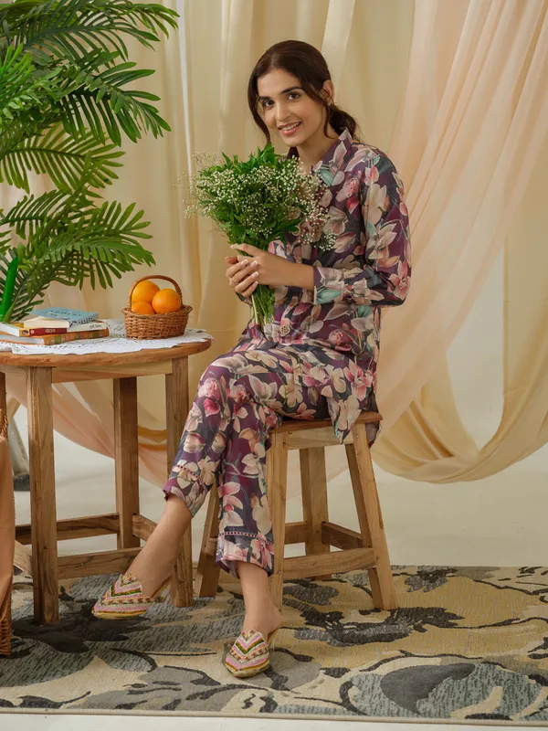 Grey_Printed_Shirt__With_Trousers
