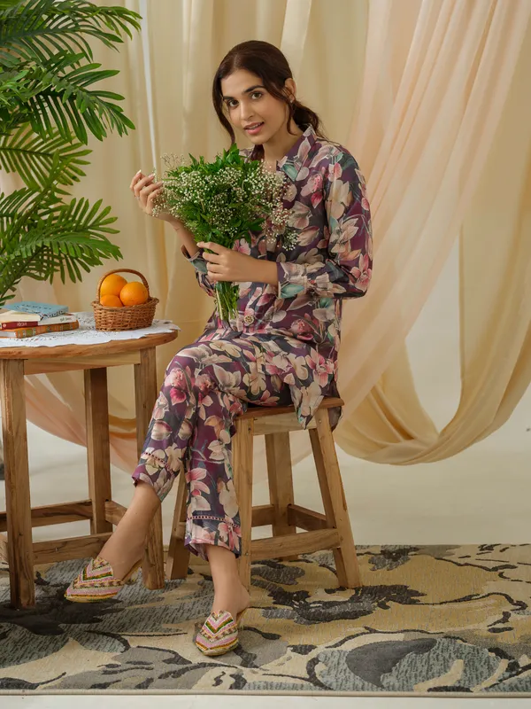 Grey_Printed_Shirt__With_Trousers