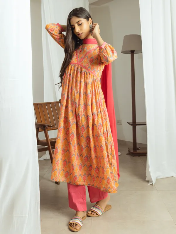 Orange_&_Pink_Ethnic_Printed_Kurta_Trousers_With_Dupatta
