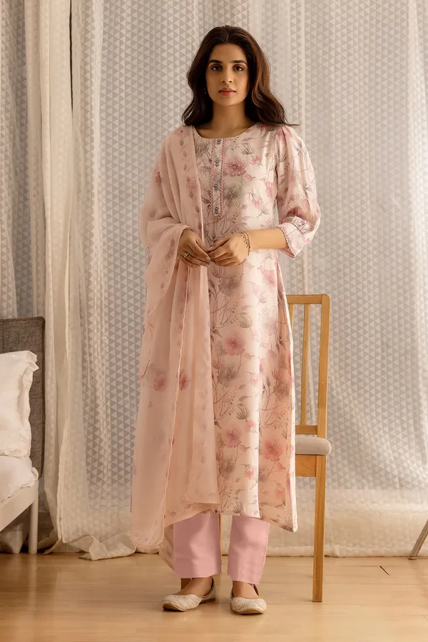 Women_Peach_A-Line_Beads_and_Stones_Kurta_and_Trousers_With_Dupatta