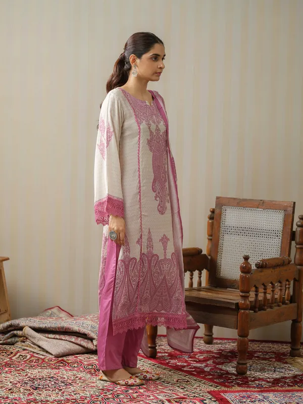White_Printed_Paisley_Straight_Kurta_and_Trousers_With_Dupatta