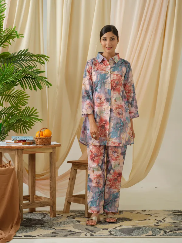 Grey_Printed_Shirt__With_Trousers