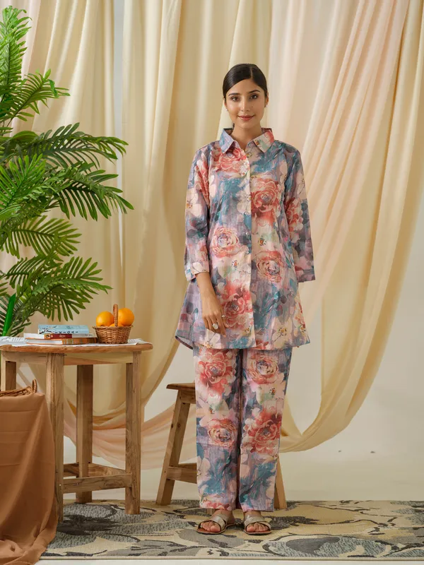 Grey_Printed_Shirt__With_Trousers