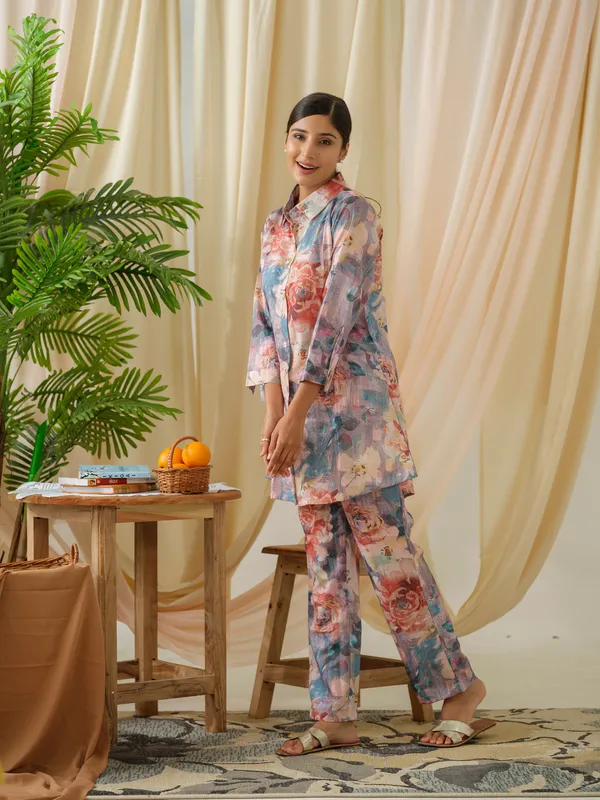 Grey_Printed_Shirt__With_Trousers