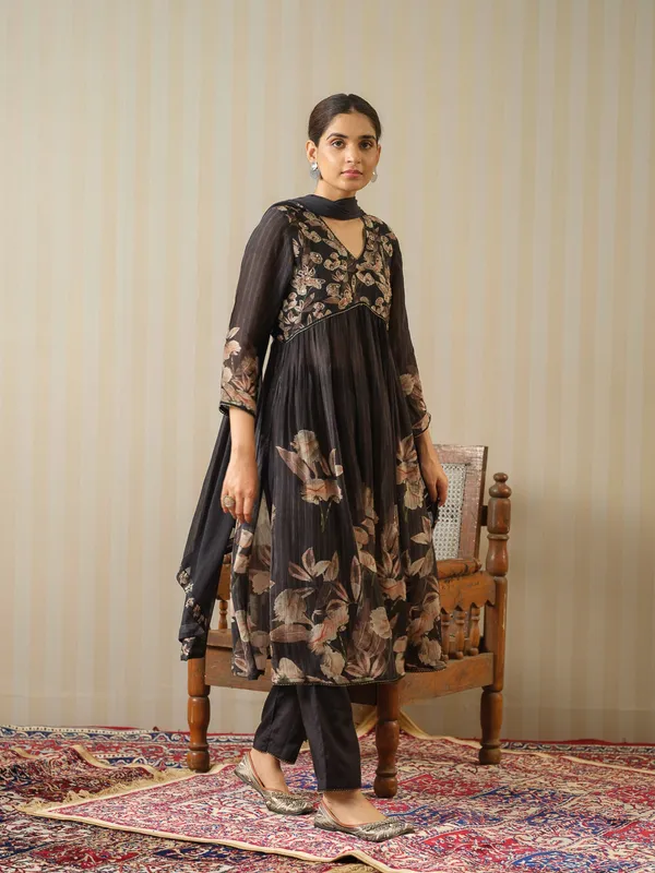 Black_Embroidered_Calf_Length_Festive_Kurti_and_Trousers_With_Dupatta