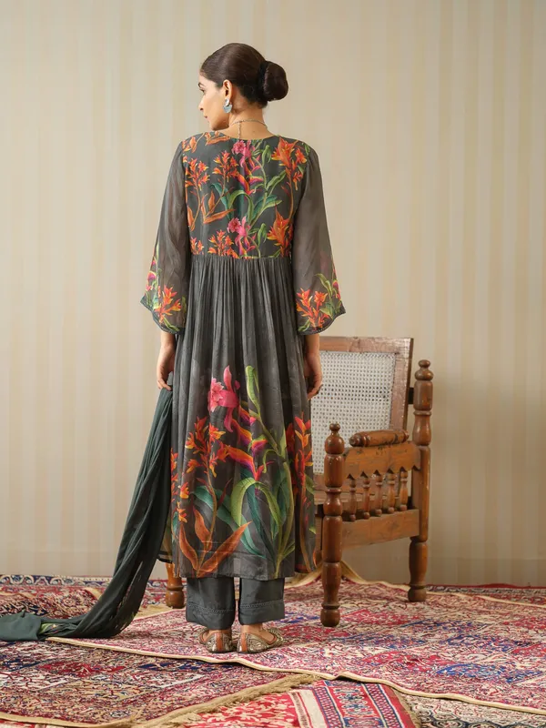 Grey_Printed_Floral_A-Line_Kurta_and_Trousers_With_Dupatta