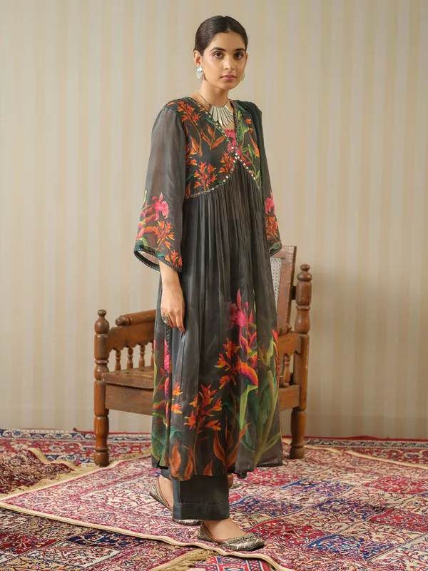 Grey_Printed_Floral_A-Line_Kurta_and_Trousers_With_Dupatta