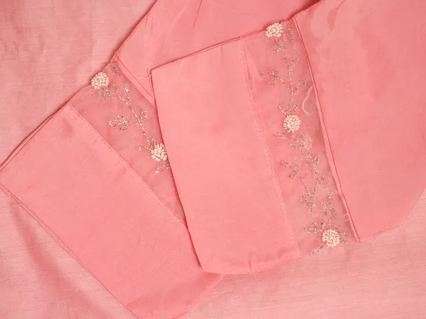 Pink_Yoke_Design_Woven_Design_Straight_Kurta_and_Trousers_With_Dupatta