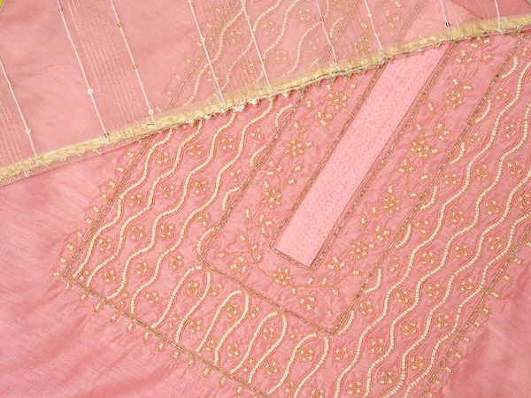Pink_Yoke_Design_Woven_Design_Straight_Kurta_and_Trousers_With_Dupatta