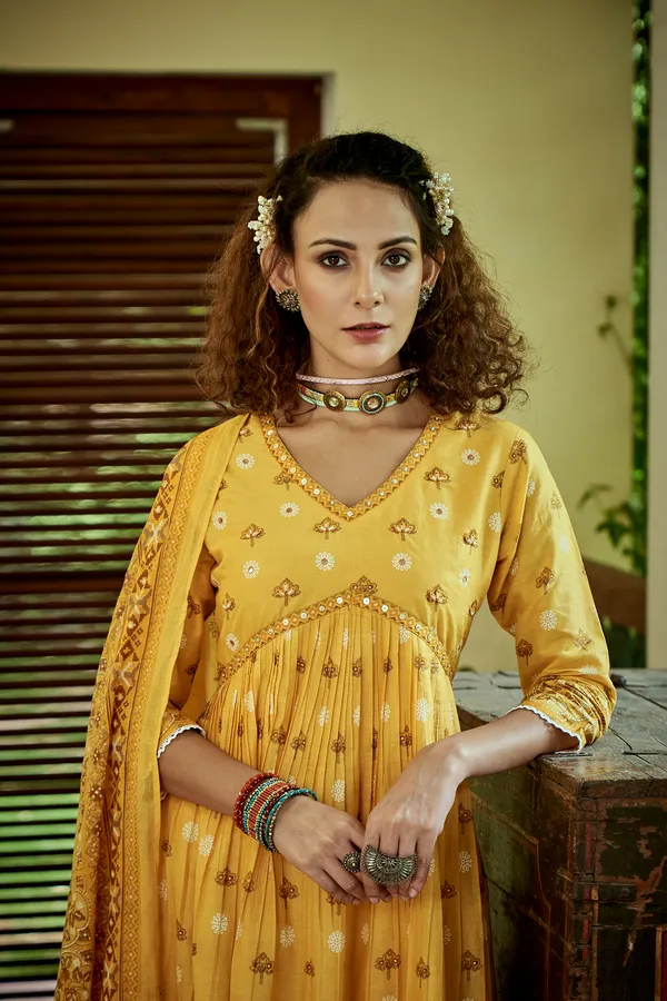 Yellow_Floral_Printed_A-Line_Kurta_and_Trousers_With_Dupatta